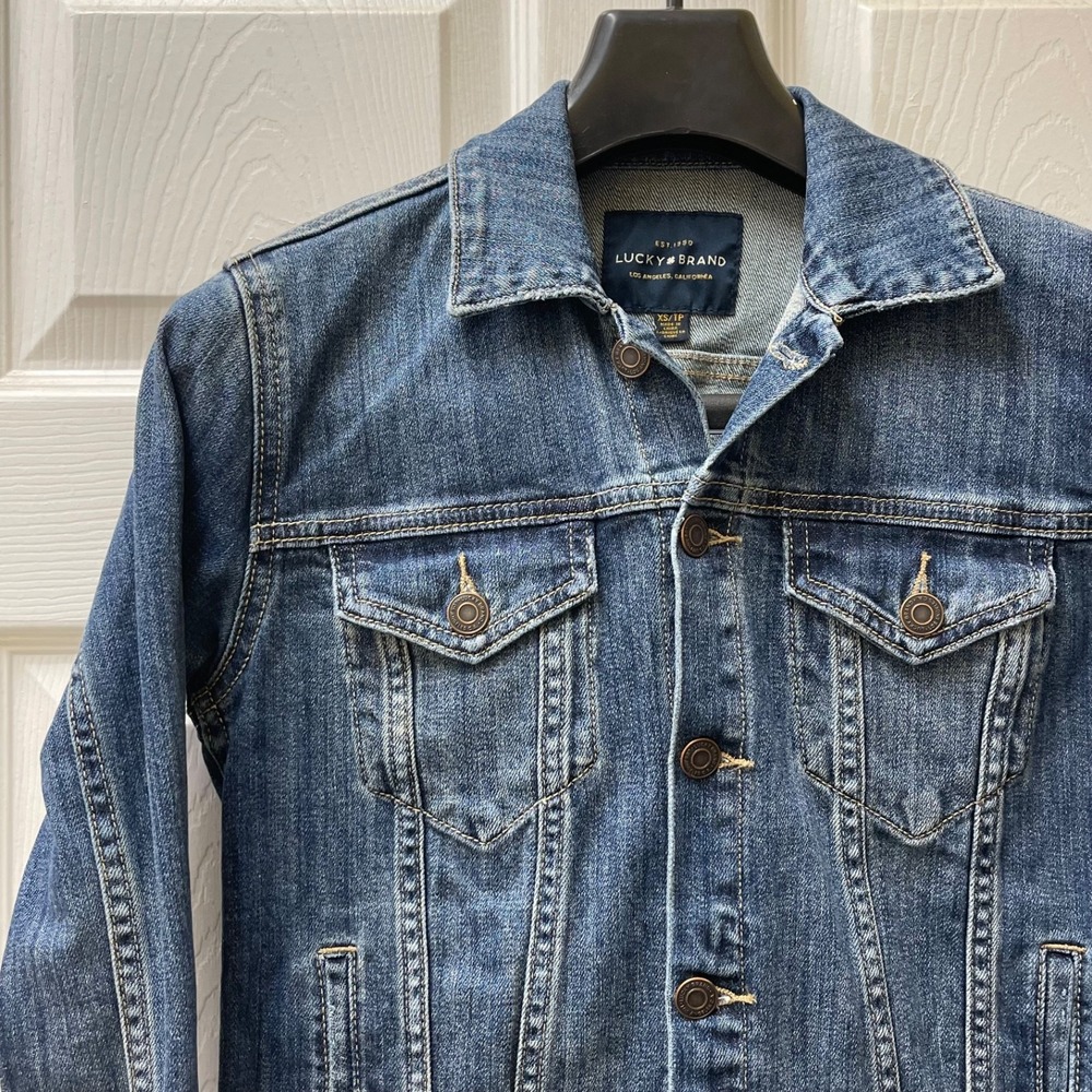 Lucky Brand Women's Size XS Tomboy Trucker Jacket‎ Blue Denim Stretch Pockets